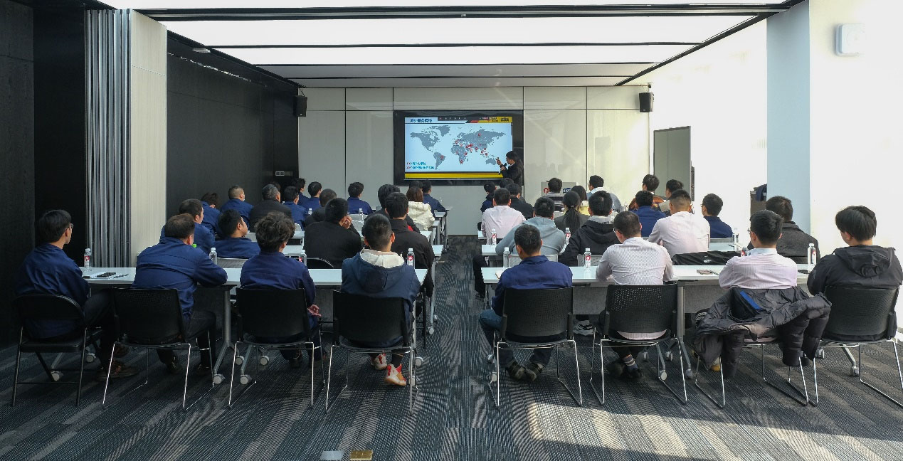 邁向未來 共同成長！泉工股份新員工入職培訓(xùn)圓滿舉行