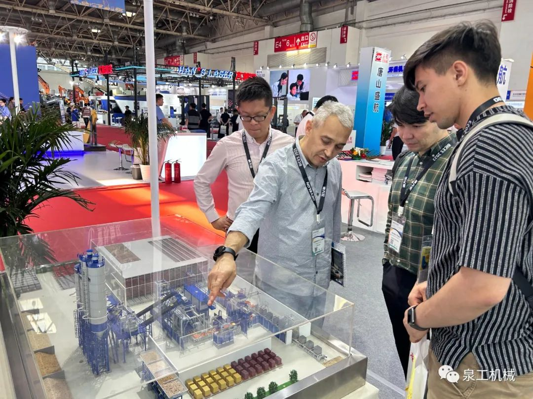 BICES 2023丨綠色裝備，智造未來！泉工股份閃耀北京工程機(jī)械展