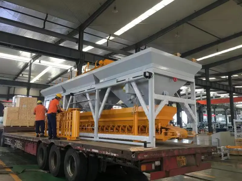 項目發(fā)貨|泉工QT10全自動砌塊成型機生產線發(fā)貨湖南，助力固廢綜合利用！